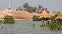 Un cimetière chrétien et musulman au Sénégal